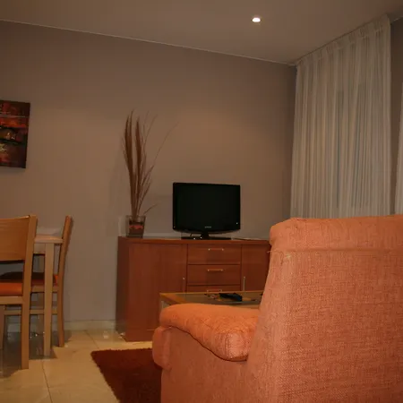 ホテル アパルトメントス シウダッド デ 3*