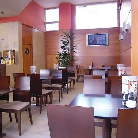 Ciudad De Hotel