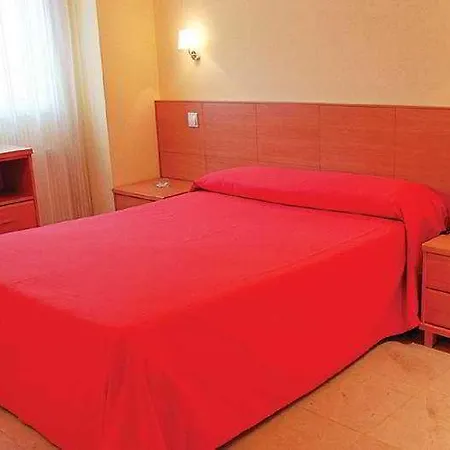 アパルトメントス シウダッド デ ホテル 3*